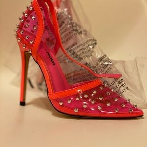 Fashion Nova “Thank You Next Pumps”